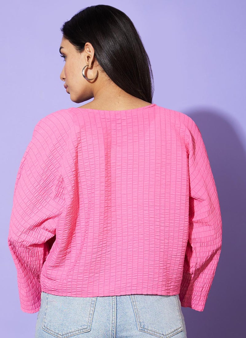 جلو باص بلوزة نسائية جلوبس وردي مخططة عمودياً بياقة مستديرة وأكمام مفتوحة بقصة واسعة كاجوال - Image 4